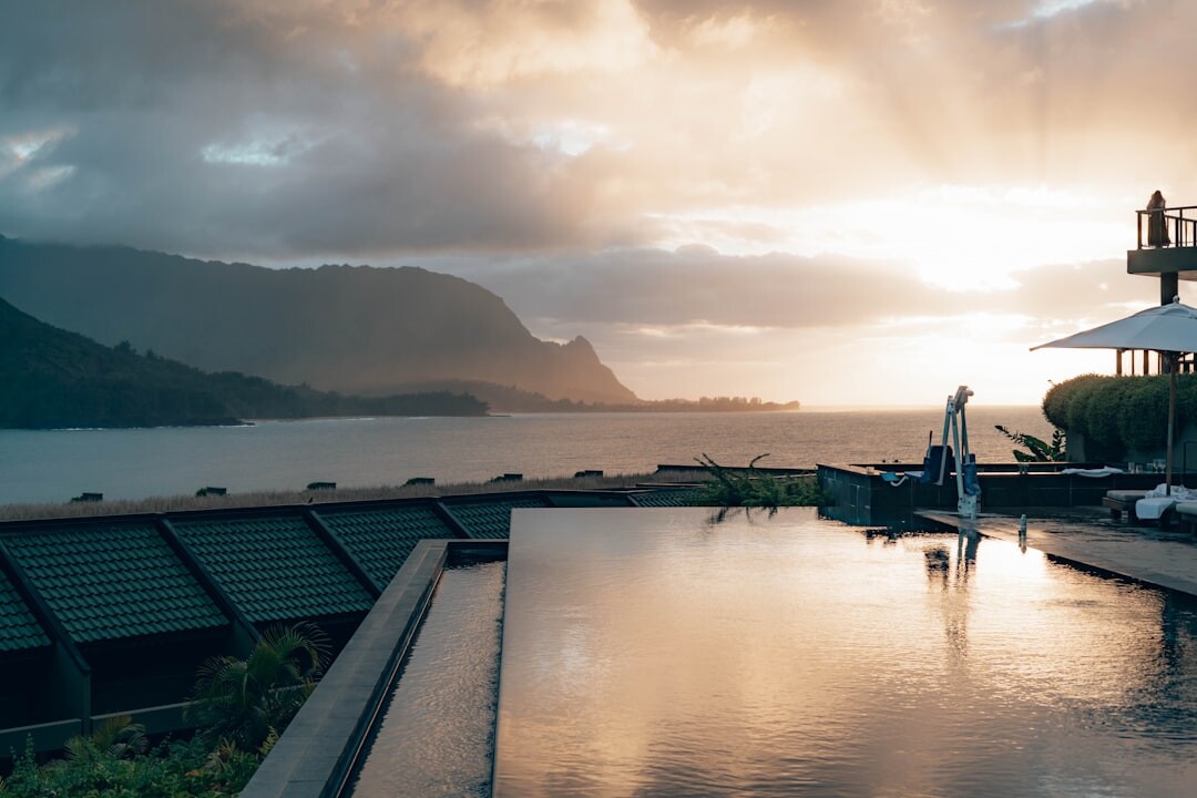 luxury hotel pool view